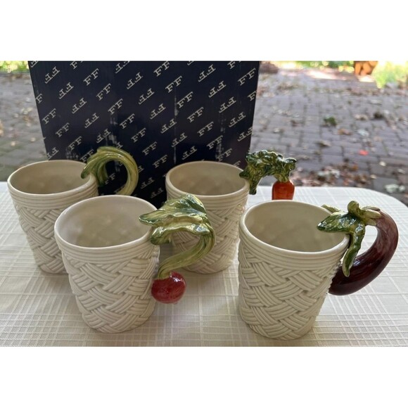 Set of 4 Fitz & Floyd Vegetable Garden Basket Mugs Different Veggies Mint in Box - Picture 3 of 12